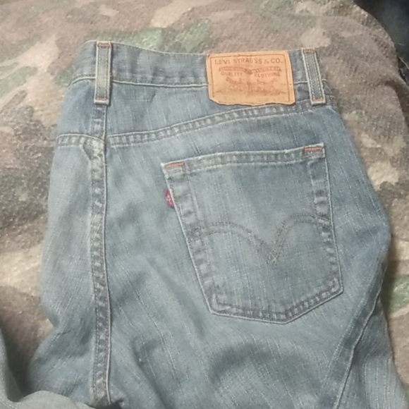 Levi's - Picture 2 of 2